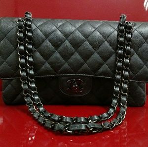 SOLD 💯 Chanel So Black Medium Flap